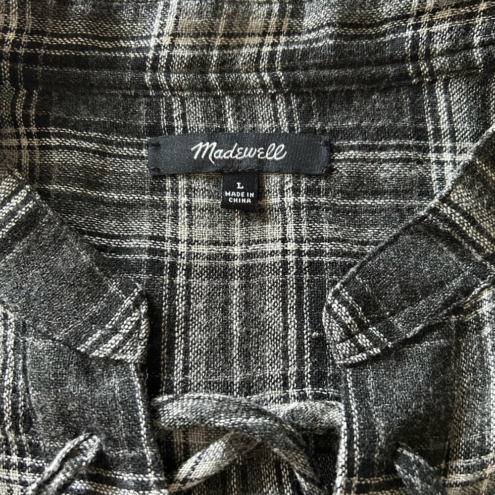 Madewell Size L 67% viscose 33% wool so soft perfect for spring summer top